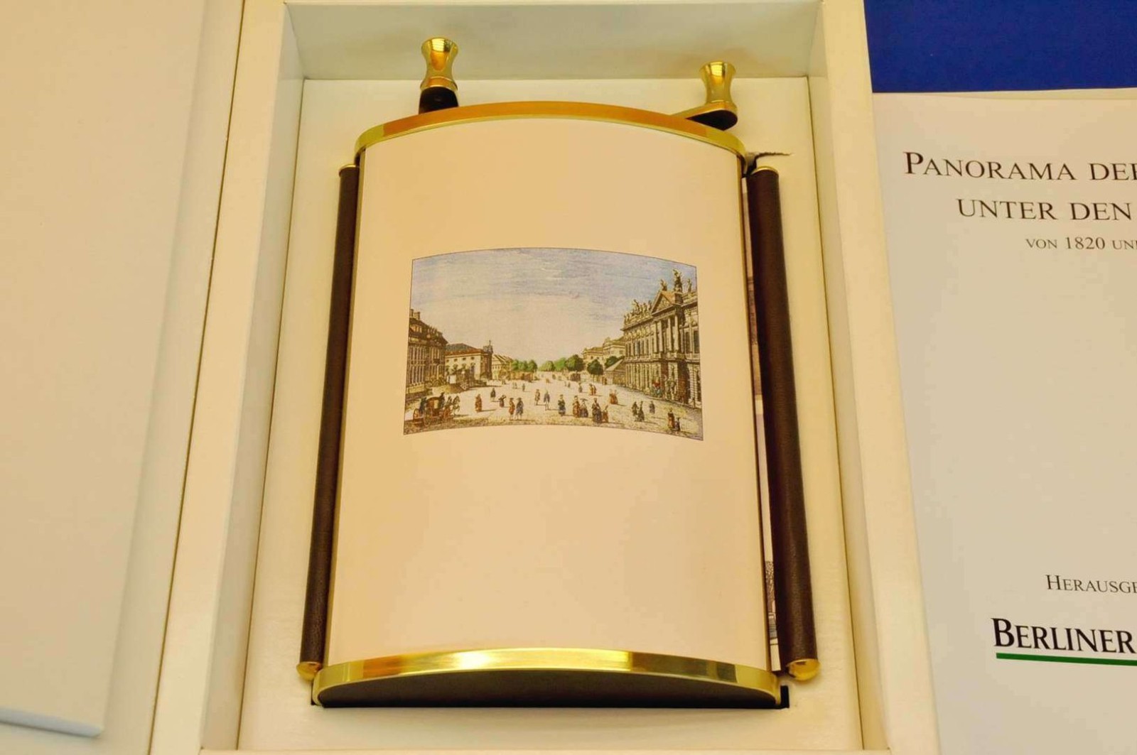 Panorama des Historischen Boulvards zwischen Brandenburger Tor und Schloss, Litografie eines anonymen Künstlers, entstanden um 18:20: Die Lindenrolle