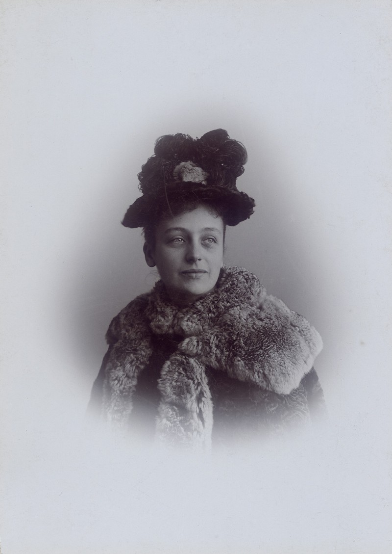 Marie, née Westphal, wife and cousin of Franz von Mendelssohn in 1894.  Image: private collection.